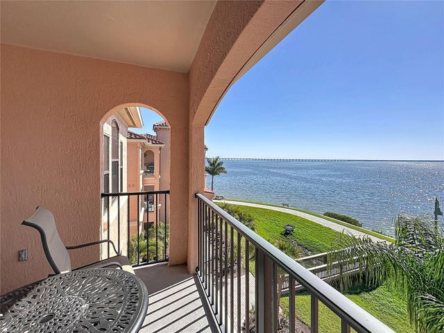 2755 VIA CAPRI 1237, Clearwater, FL 33764