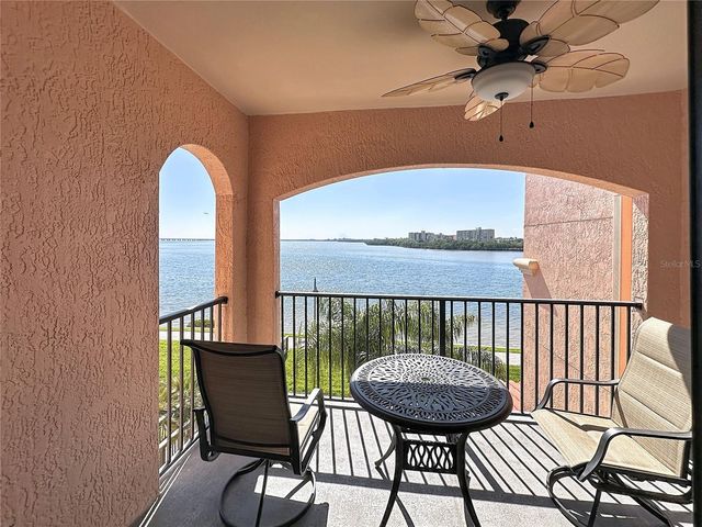 2755 VIA CAPRI 1237, Clearwater, FL 33764