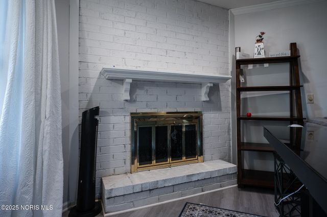 4239 W Central Avenue, Ottawa Hills, OH 43606