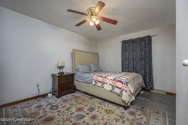 4239 W Central Avenue, Ottawa Hills, OH 43606