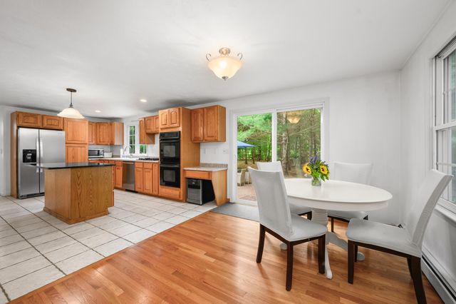 20 Shannon Way, Centerville, MA 02632
