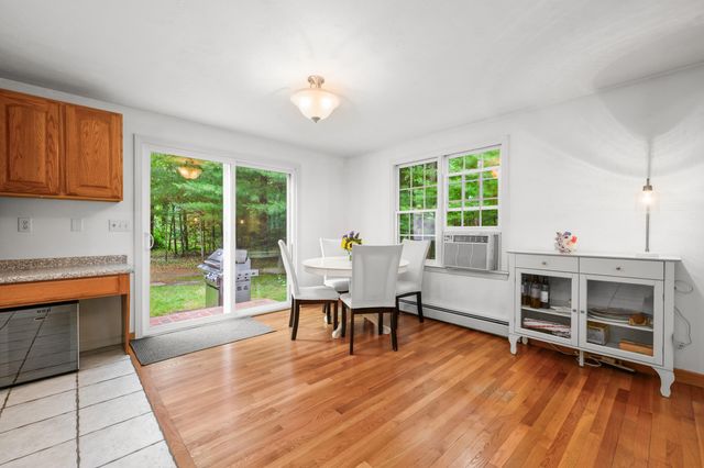 20 Shannon Way, Centerville, MA 02632