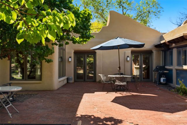 705 Rincon Road, Corrales, NM 87048