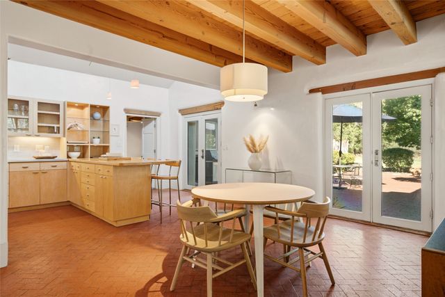 705 Rincon Road, Corrales, NM 87048