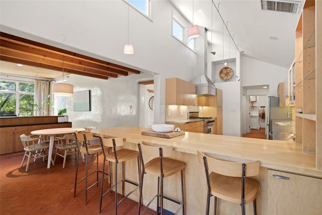 705 Rincon Road, Corrales, NM 87048