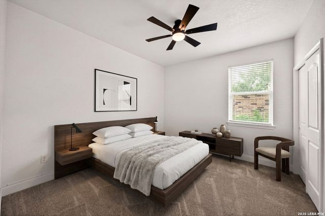 7915 Cenote Dr, San Antonio, TX 78254