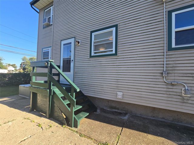 29 Lambert Avenue 1st Floor, Farmingdale, NY 11735