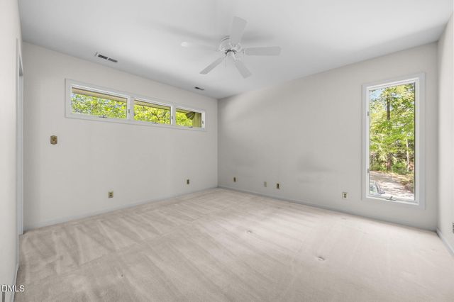 129 Forest Park Drive, Thomasville, NC 27360
