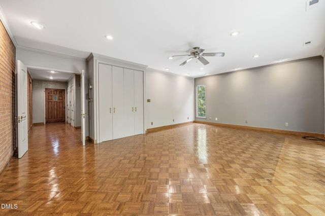 129 Forest Park Drive, Thomasville, NC 27360