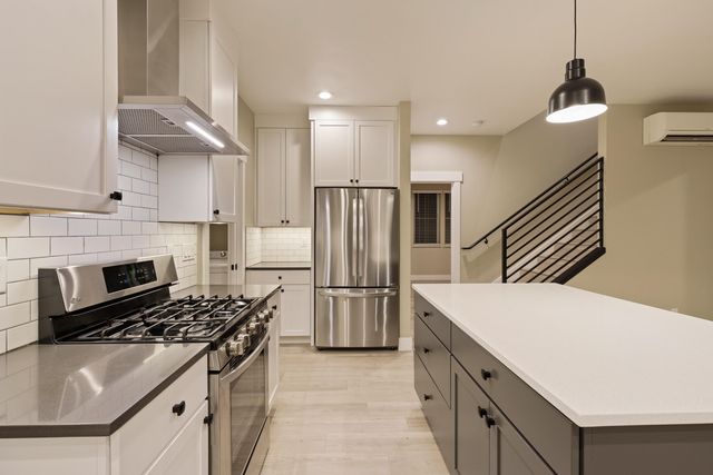 775 NE Franklin Avenue, Bend, OR 97701