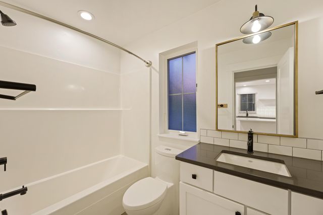 775 NE Franklin Avenue, Bend, OR 97701