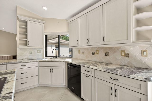 4937 NW 59th Way, Coral Springs, FL 33067