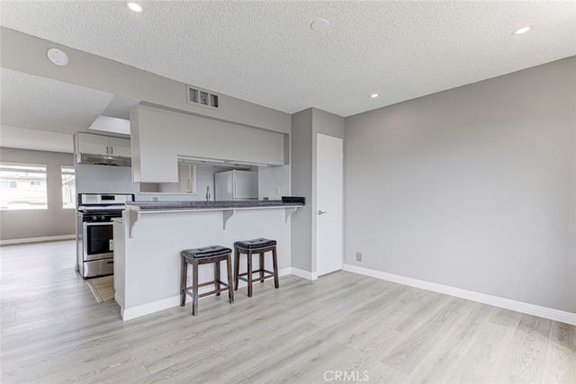 1013 Allen, Glendale, CA 91201