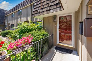 44 Ledgebrook Drive, Norwalk, CT 06854