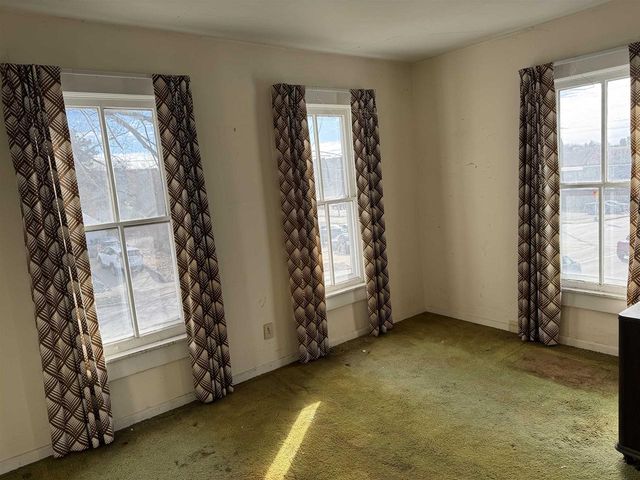 215 E Centerway Street, Janesville, WI 53545