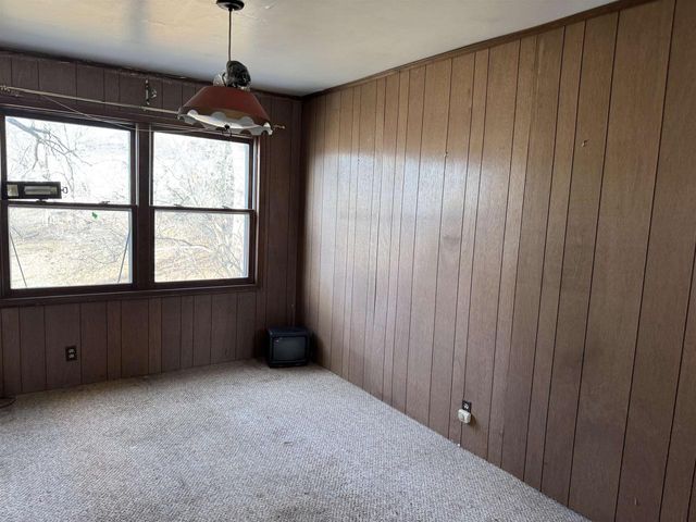 215 E Centerway Street, Janesville, WI 53545