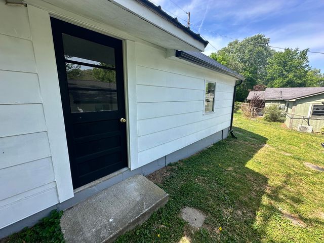 1530 Aurora Avenue SE, Cleveland, TN 37311