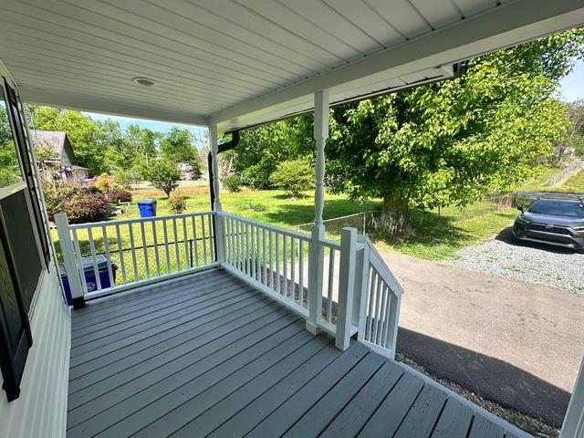 1530 Aurora Avenue SE, Cleveland, TN 37311