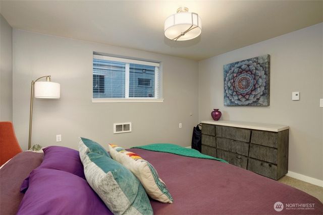 3936 Woodland Park Avenue N, Seattle, WA 98103