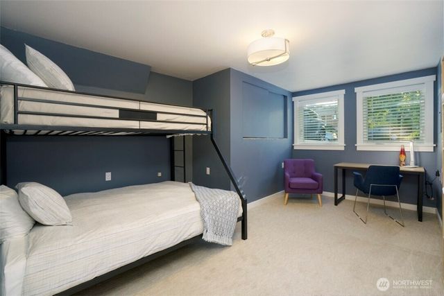 3936 Woodland Park Avenue N, Seattle, WA 98103
