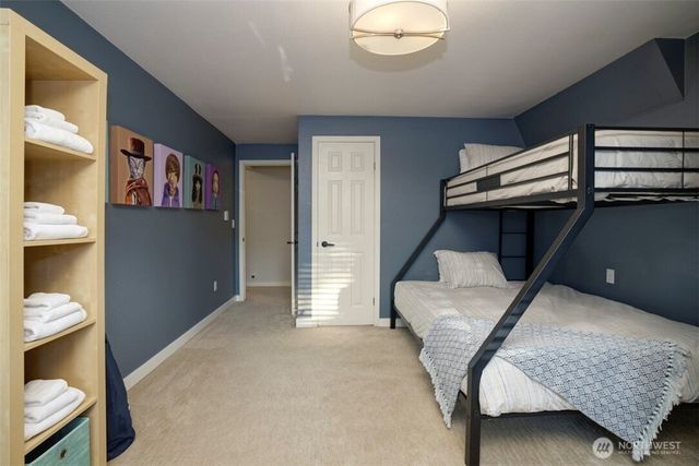 3936 Woodland Park Avenue N, Seattle, WA 98103