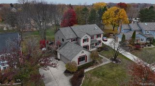 4111 Seymour Drive, Troy, MI 48098