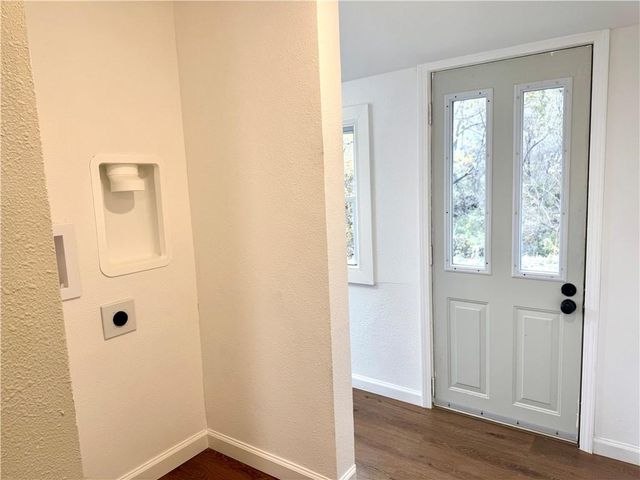 711 Trevillian Drive, St Joseph, MO 64507