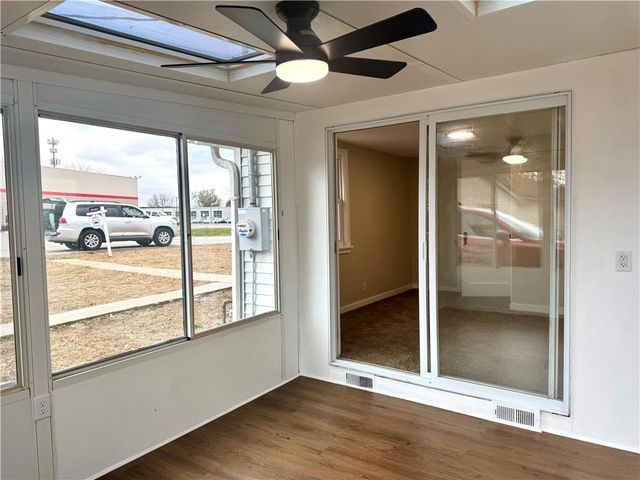 711 Trevillian Drive, St Joseph, MO 64507