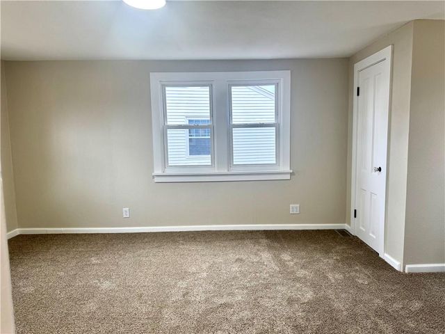 711 Trevillian Drive, St Joseph, MO 64507