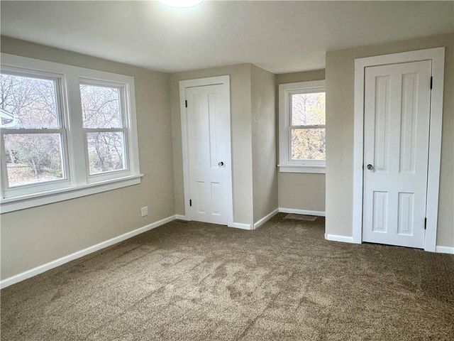 711 Trevillian Drive, St Joseph, MO 64507