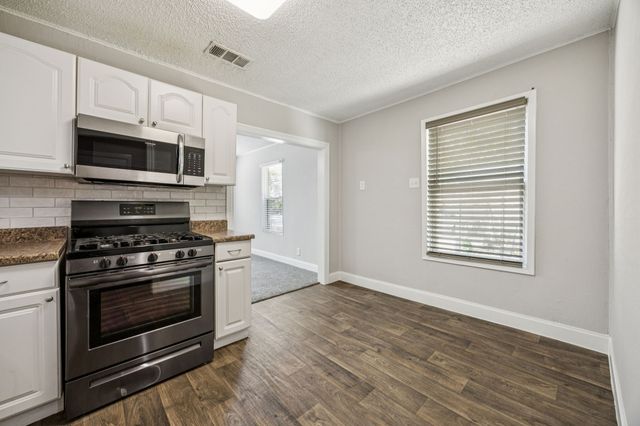 5621 Bonnie Drive, Watauga, TX 76148