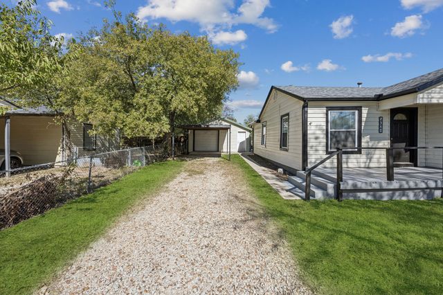 5621 Bonnie Drive, Watauga, TX 76148