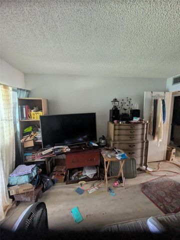 2027 Farnham O 2027, Deerfield Beach, FL 33442