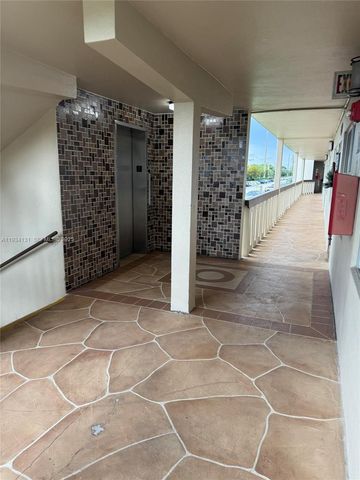 2027 Farnham O 2027, Deerfield Beach, FL 33442