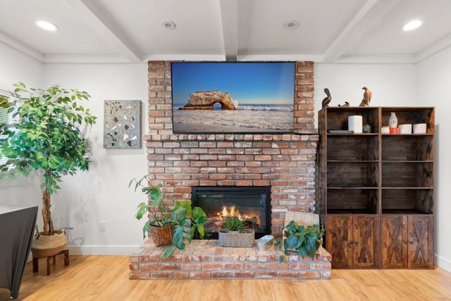 420 Capitola Road Extension, Santa Cruz, CA 95062