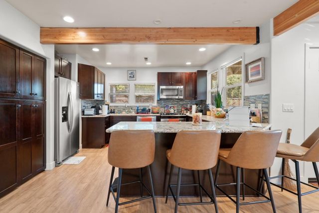 420 Capitola Road Extension, Santa Cruz, CA 95062