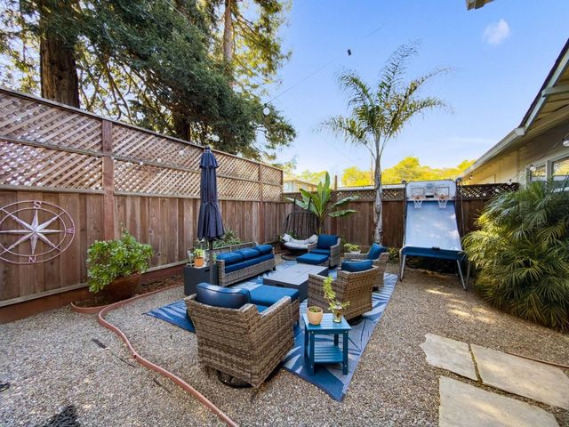 420 Capitola Road Extension, Santa Cruz, CA 95062