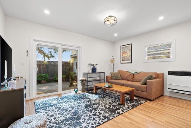 420 Capitola Road Extension, Santa Cruz, CA 95062