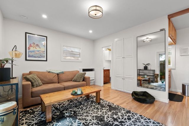 420 Capitola Road Extension, Santa Cruz, CA 95062