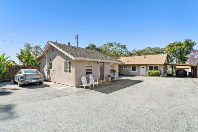 420 Capitola Road Extension, Santa Cruz, CA 95062