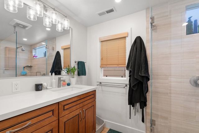 420 Capitola Road Extension, Santa Cruz, CA 95062