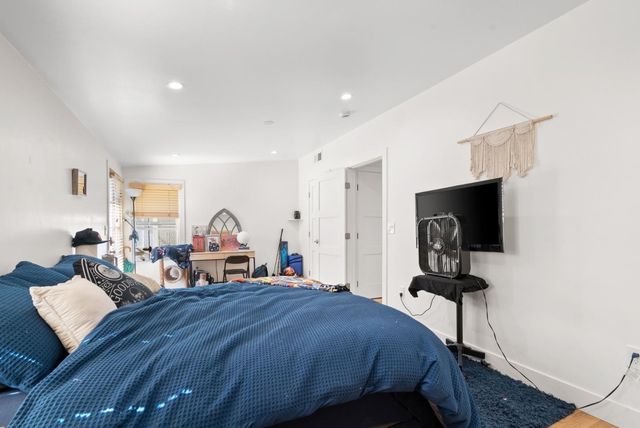 420 Capitola Road Extension, Santa Cruz, CA 95062