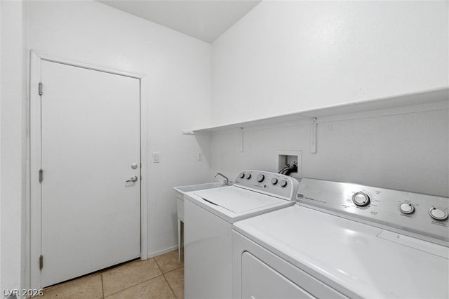 4911 South Castello Way, Pahrump, NV 89061