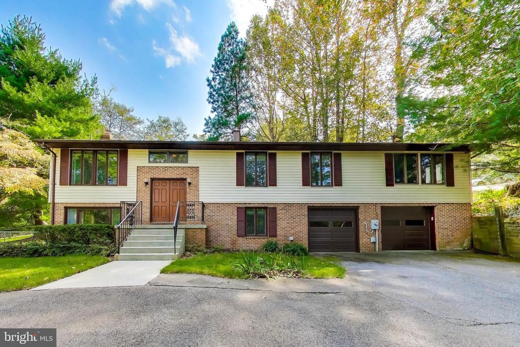 1045 ASHE ST, Davidsonville, MD 21035