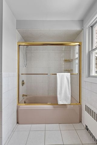 22 Hemenway Rd, Swampscott, MA 01907