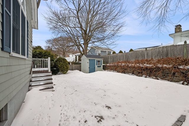 22 Hemenway Rd, Swampscott, MA 01907