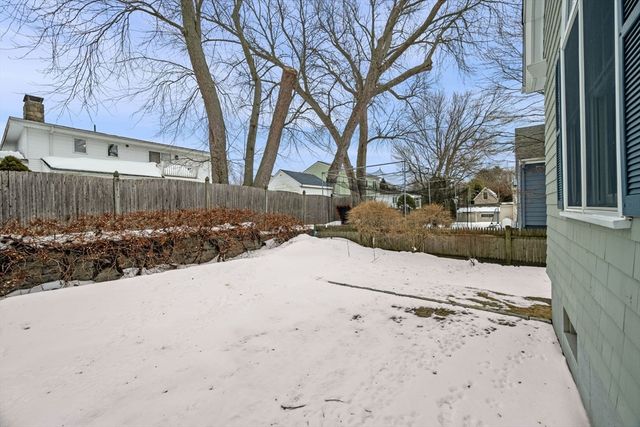 22 Hemenway Rd, Swampscott, MA 01907