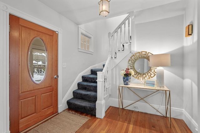 22 Hemenway Rd, Swampscott, MA 01907