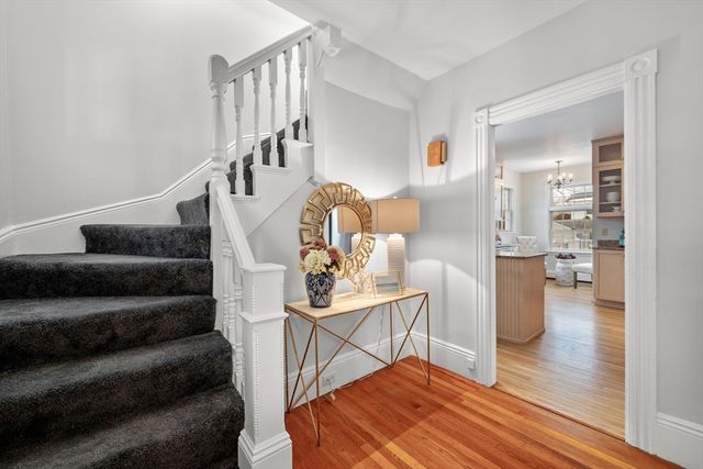 22 Hemenway Rd, Swampscott, MA 01907