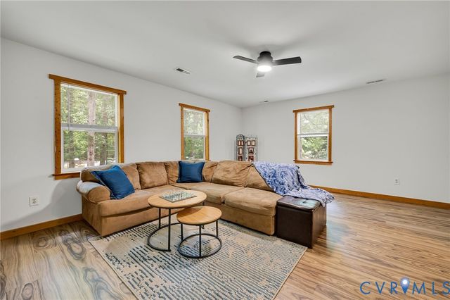 1460 Stokes Station Rd, Goochland, VA 23063
